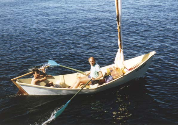 Nasza lodka na wioslach